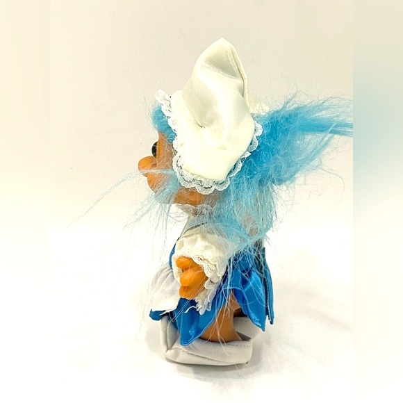 Russ Holland Troll My Lucky Trolls Around the World Light Blue Hair Netherlands - Picture 3 of 6